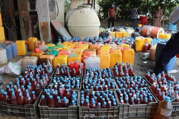 مليشيا الحوثي تحتجز قاطرات النفط و انتعاش للسوق السوداء واتساع دائرة معاناة المواطنين